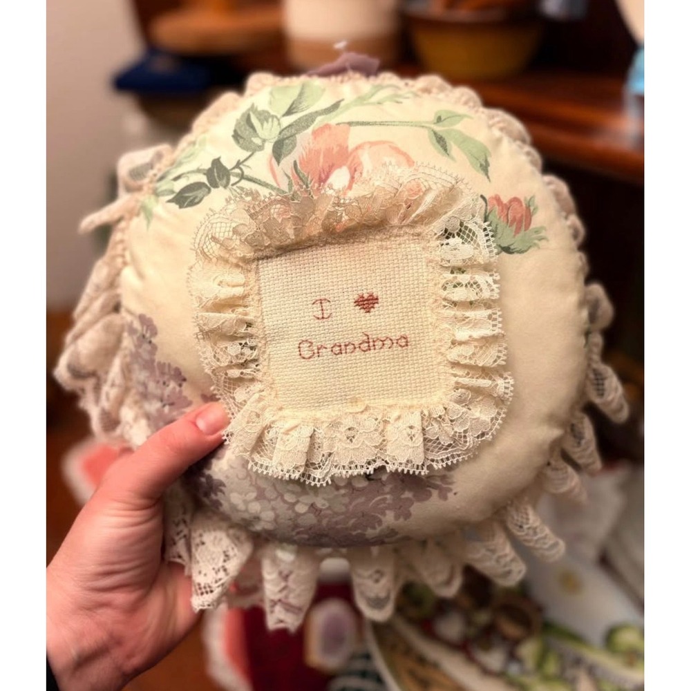 Vintage Floral I Heart Grandma Round Decorative Pillow Lace Trim Cottagecore